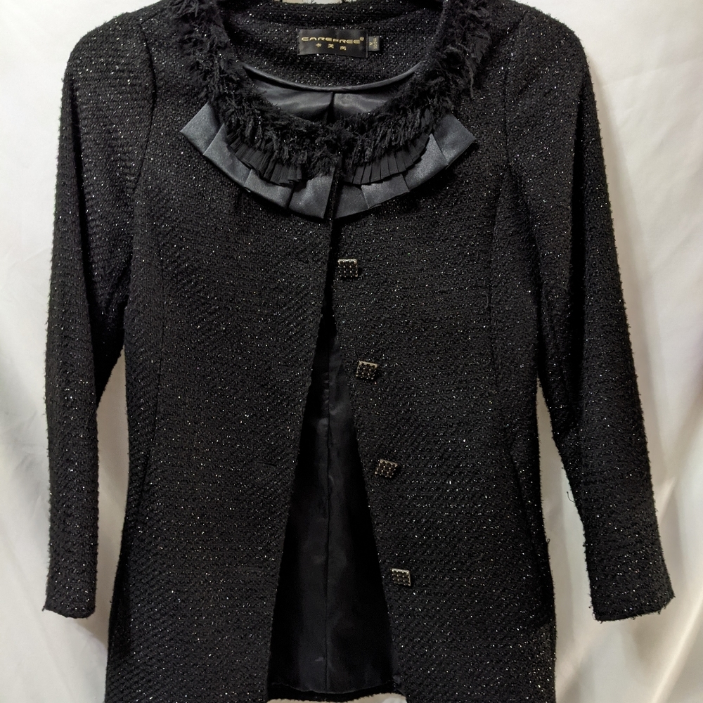 BEAUTIFUL ladies coat! Size Med. Carefree brand - Picture 1 of 5